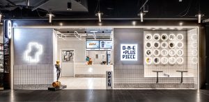 One Plus Piece – Melbourne Central