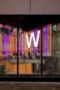 W Cosmetics – The Stand